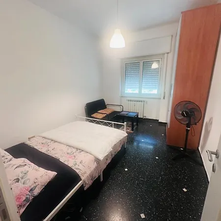 Entire 3 Bed Rooms Apartment,Centrum Genua Exterior foto