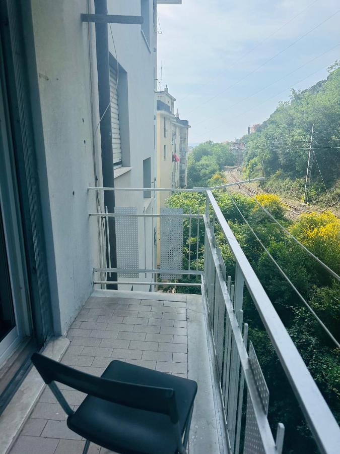 Apartment Entire 3 Bed Apartment,centrum Genua